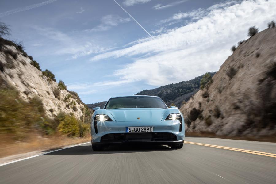  Porsche Taycan 4S 2019 года  (WW) (фото 39 из 41)